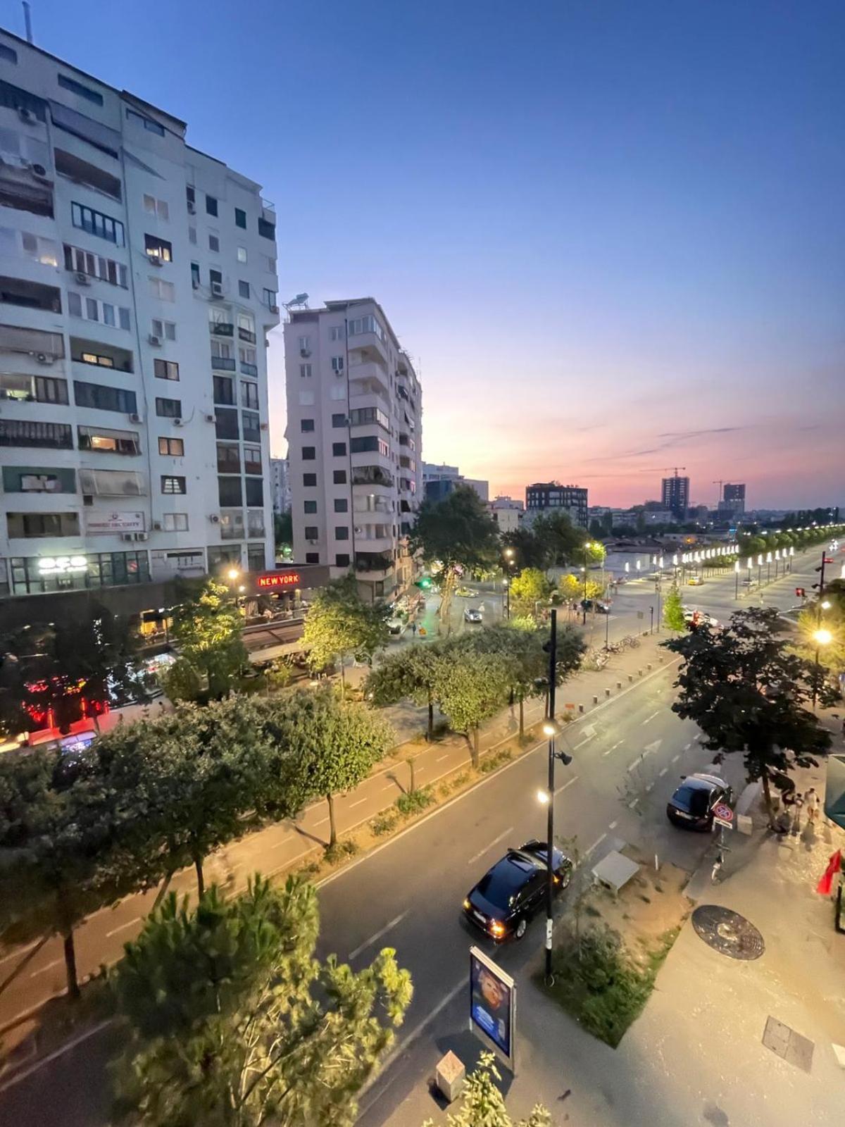 Skyline Studios Tirana Exteriör bild